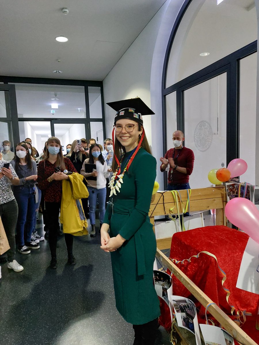I finally did it! #phdone
#würzburgplateletgroup @LabSchulze <a href="/TR_240/">TR240</a> <a href="/NieswandtLab/">NieswandtLab</a>