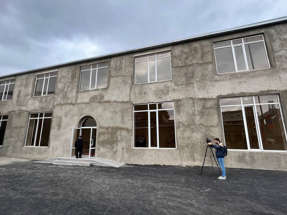 ∀sāsīyūn tweet media