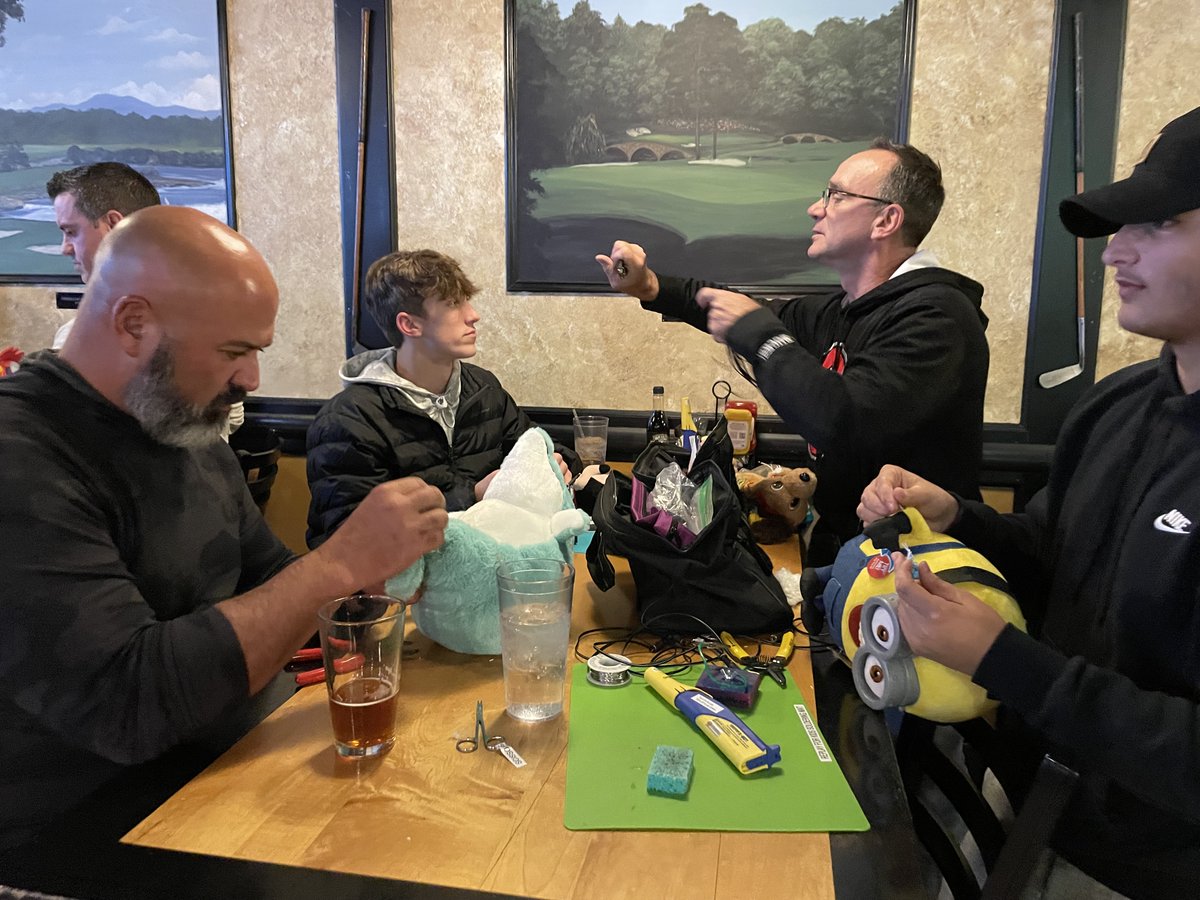 replayforkids's tweet image. Thanks to the Bill Murphy and the kind folks of Highland Heights for showcasing some prime ingenuity last night! Toys turned out great!