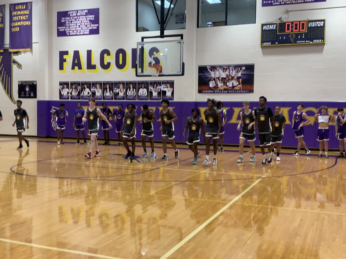 HoopsJV's tweet photo. So Fresh & So Clean! Check out the new Varsity practice uniforms that were EARNED this Fall Preseason #FalconsStayFly https://t.co/7130C1aWx3