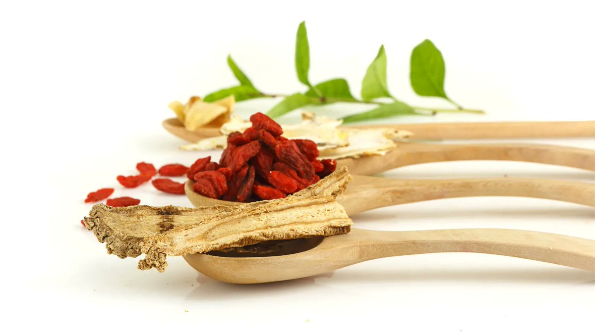 AIHGWellness's tweet photo. Herbs are taken to strengthen and build the body’s constitution, clear toxins from the body, and restore overall health &amp; vitality.

#AIHGwellness #integrativehealth #Gambrills #Maryland #WaughChapel #TCM https://t.co/kNaU6k7NO8