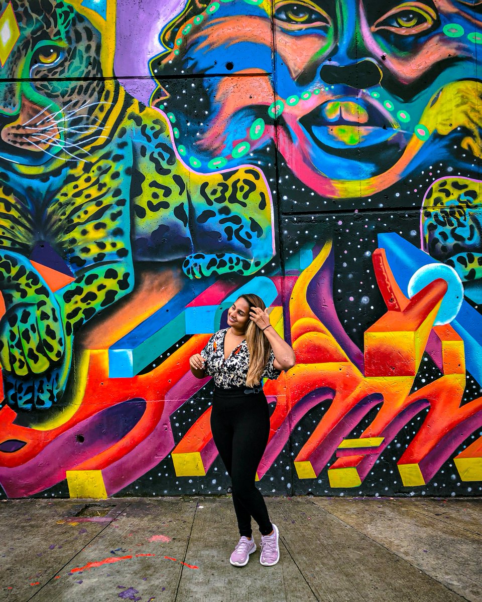 Cela fait un mois que je vis à Medellin, Colombia. Une très belle expérience ! 🇨🇴🌎 #digitalnomad #entrepreneusenomade