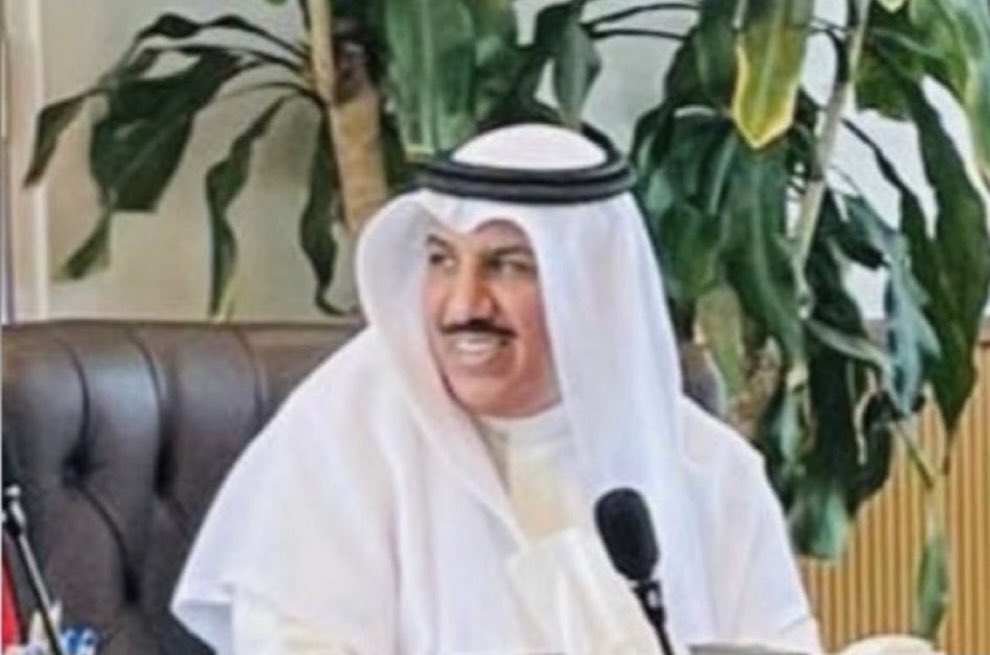 رحل عمر :
 وهناك من ترجّلَ على خطاه وإن خير من إستأجرت القوي الأمين
 المستشار المحترم 
محمد عبدالله بوصليب    
إتفق عليه الجميع ولم يختلف عليه إثنين .