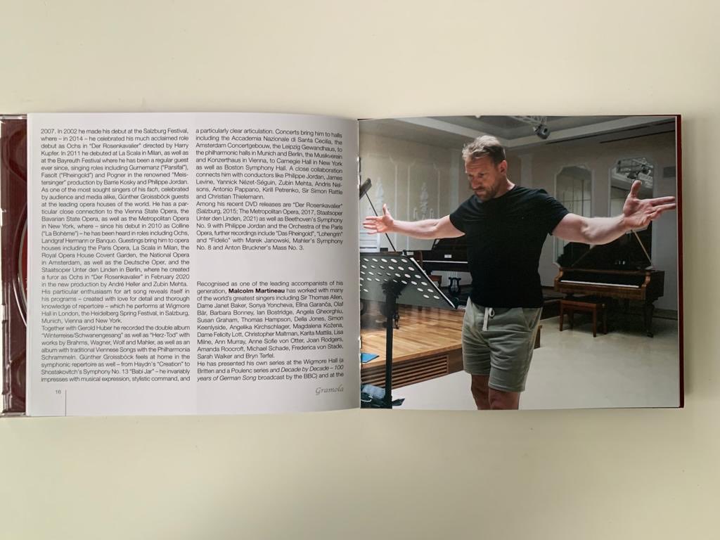 Günther Groissböck (@ggboeck) on Twitter photo …already some 📀around😉🤩👍
#nichtwiedersehen
Best songs by #richardstrauss #hansrott and #gustavmahler together with the very best <a href="/pianomalk/">Malcolm Martineau</a> 🎹
Pre-order now!!!
#gramolarecords …already some 📀around😉🤩👍
#nichtwiedersehen
Best songs by #richardstrauss #hansrott and #gustavmahler together with the very best <a href="/pianomalk/">Malcolm Martineau</a> 🎹
Pre-order now!!!
#gramolarecords