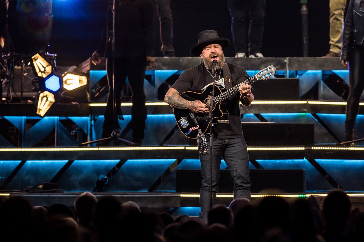 ClimateArena's tweet photo. You make lovin' you easy, @zacbrownband 🫶

Thanks for a grand ole' time at the #OutInTheMiddleTour last night, y'all! https://t.co/wS0MfTeWah