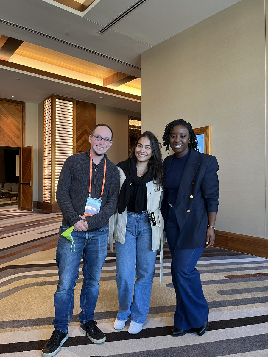 Smith College x WashU advisors reunited <a href="/ieeevis/">IEEE VIS</a>