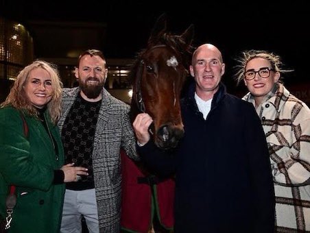 🏆 Wakai Umi 🏆

Makes virtually all in the 7pm at <a href="/DundalkStadium/">Dundalk Stadium</a> this evening under <a href="/JamiePoweII/">Jamie Powell</a> 🥳

Well done to our owners &amp; the team at home 👏

#cmcracing #bluegrasshorsefeeds #arkequine #mullingarautosskoda #mullingarautosvolkswagen #magnawaveireland