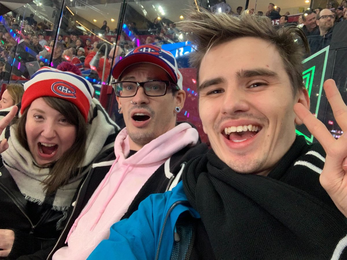 wastedkitten's tweet photo. @alexhandziuk took me to my very first sports-anything game ever in Montreal and the @CanadiensMTL killed it! 10/10! With @LisaAwsom too woo! #TeamEhberstrategist https://t.co/RkdeVPGl8x
