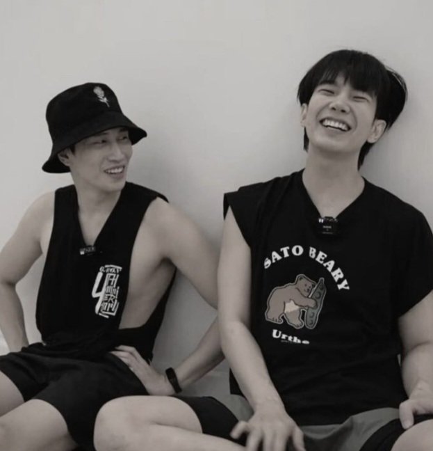 blue_moon_beam's tweet photo. A thread:

BBB bond through time🥺💙🖤

Ps. I just will let this thread do the talk about the bond BBB have❤️ #BibleBuild #KinnPorscheWorldTourManila https://t.co/E7lzlTOIUa