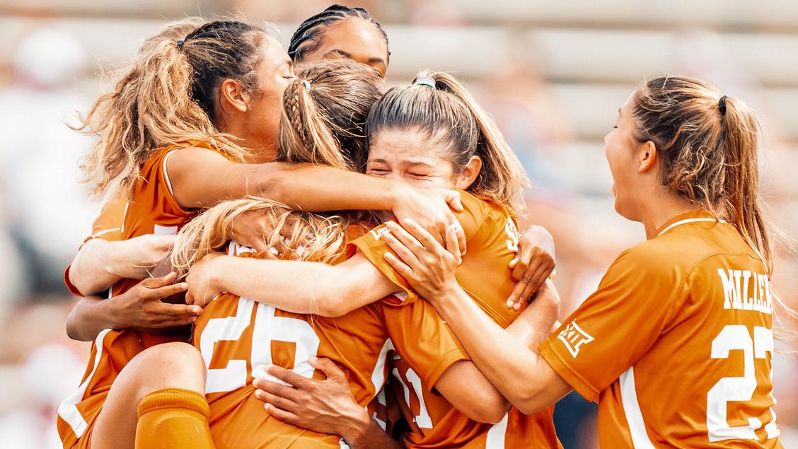 Big12Conference's tweet photo. Texas, Texas Tech, TCU and Oklahoma State have 𝐜𝐥𝐢𝐧𝐜𝐡𝐞𝐝 𝐚 𝐬𝐩𝐨𝐭 in the 2022 @sproutsfm Big 12 Soccer Championship! 🏆

Support your favorite team at @RoundRockMPC! The Championship begins October 30 🎟️ https://t.co/tqnTkZuvUA

#Big12SOC x @roundrock https://t.co/h6EZ06ZdEr
