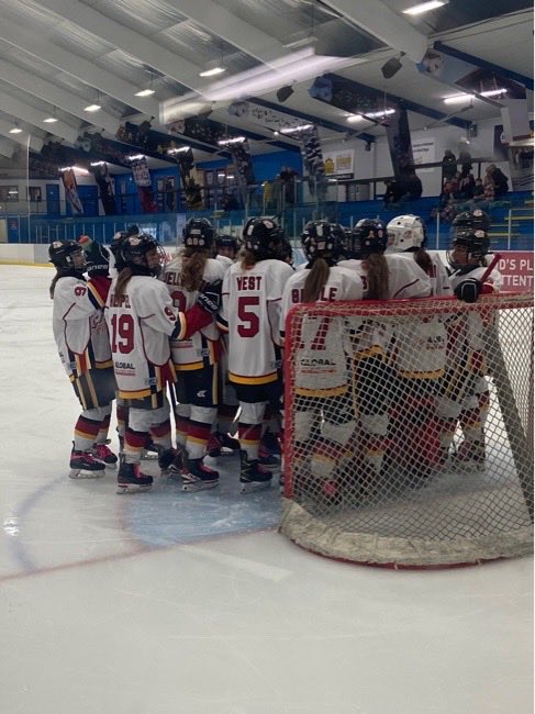 FireU15AARed's tweet photo. A big 7-2 win over Tri-Cities Predators to start this tournament off!!  Go Fire 🔥 🔥 https://t.co/nnNXZjnjj7