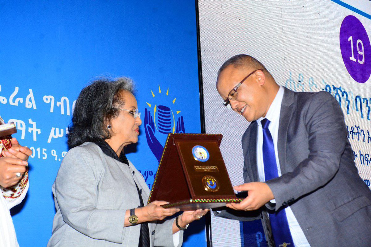 BegiTaye's tweet photo. Congratulations @MegersaRoba and all #ESLSE managments and staffs.
#ESLSE awarded at platinum level for paying taxes loyality. 2.9 billion birr🙏
#ESLSE always stand front for Ethiopia dev. and PP.
@DoralehS @sgtdjiboutiport @PortTadjourah and all #Djiboutian friends, Thank you🥰 https://t.co/r19sPSxtuZ