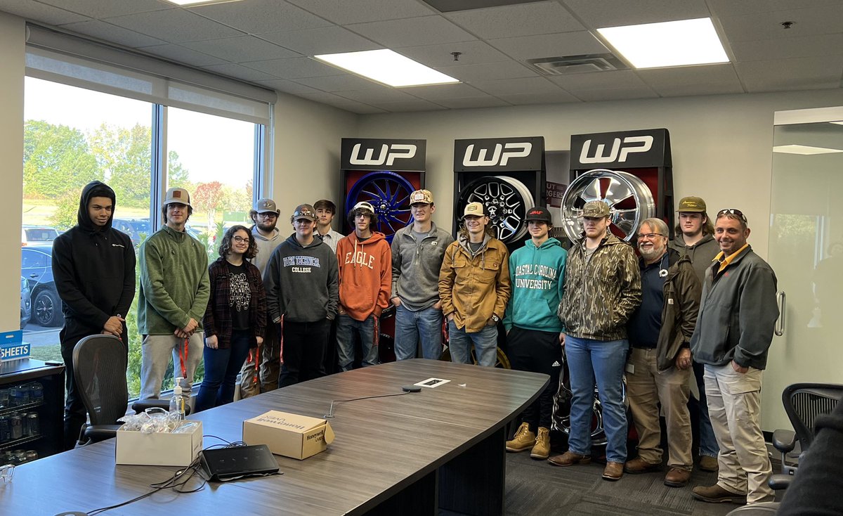 Clover and York Middle College Welding students spent their morning touring Wheel Pros in York, SC . Thanks, @wheelpros for hosting Blue Eagles and Cougars this morning and a Big Shout Out to @yorktech for providing this opportunity for our students! @york1schools 🛞🛞🛞