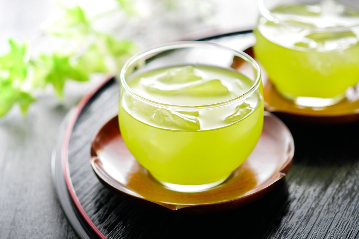 「移動先でグリーンレモンティーを初めて飲んだ。文字通り緑茶を砂糖とレモンで紅茶のよ」|瀬之本久史💯クズル🦂エルマのイラスト