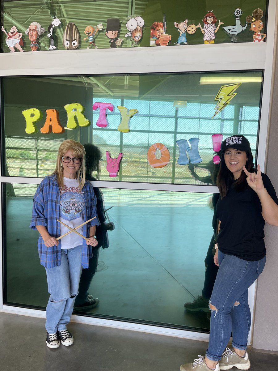 ccsd_eod's tweet photo. Every @ClarkCountySch hallway, classroom, teacher, and @tyrone_es student is ROCKing today. What a magical and fun school to teach and learn! 🎸⚡️📚❤️ #CCSDRocks #RockYourSchool #BeGreaterTogether @ccsd_lpld @CCSD_PLE @getyourteachon #1ForKids @GoldenKnights https://t.co/ty7vrNaw86