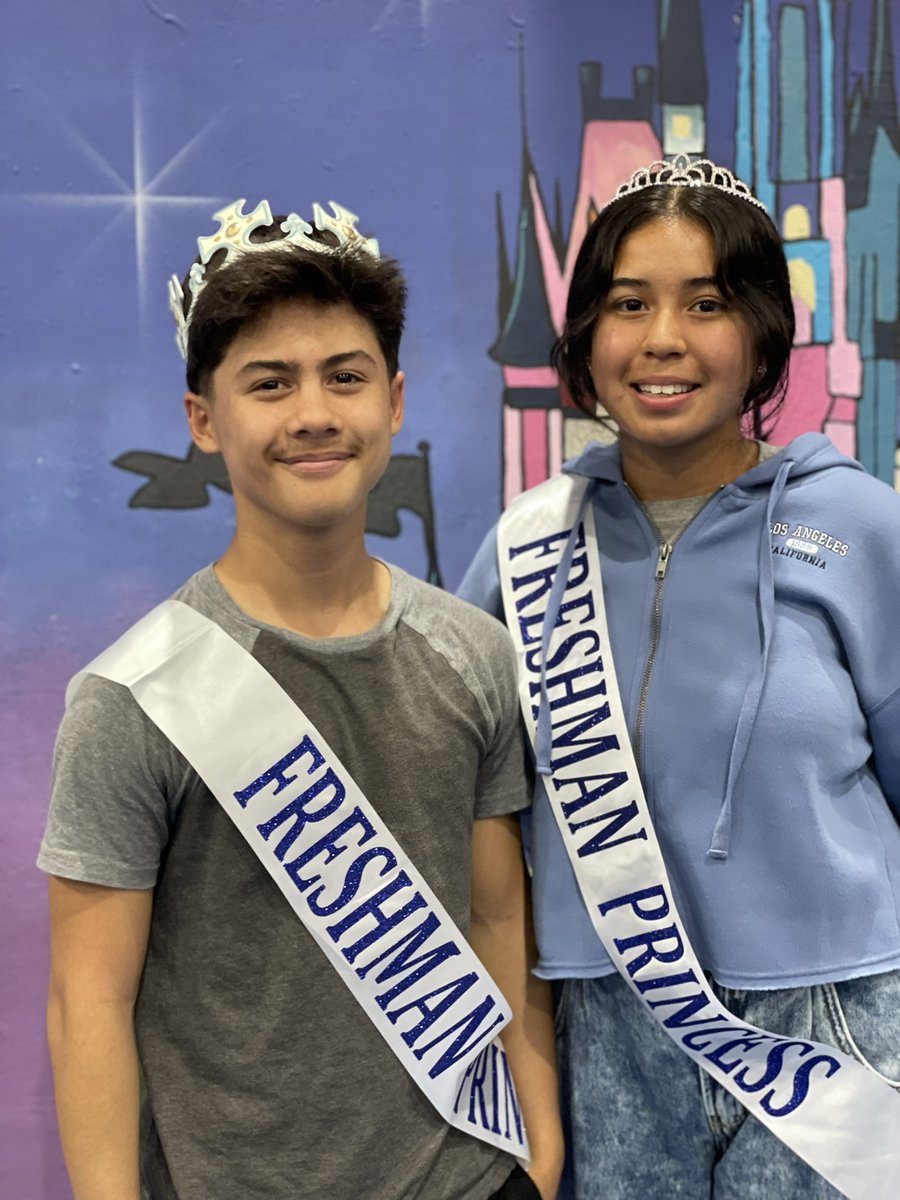 WesternASBMom's tweet photo. Great Homecoming Assembly today with amazing performances &amp; revealing out HOCO court. #watchwestern #LikeAPio https://t.co/1cpH2nXyEd