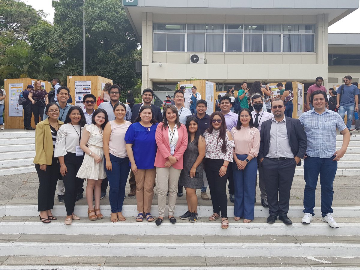 pris_valverde's tweet photo. Feliz de asistir a esta I Jornada de Jóvenes Investigadores en @espol. Lo más valioso fue ver a mis estudiantes brillar, exponer y divulgar los resultados de investigación de los proyectos que junto a mis colegas de @FictESPOL impulsamos. 

Esta imagen en mi 💚

#smartyouth https://t.co/KLsB8Fchu9