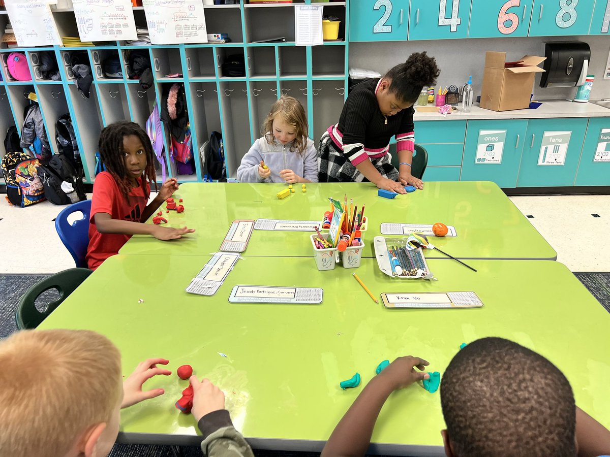 Students today used clay to create something they have learned in expeditions! Some created scientists, inventions, volcanos,etc. #MECME