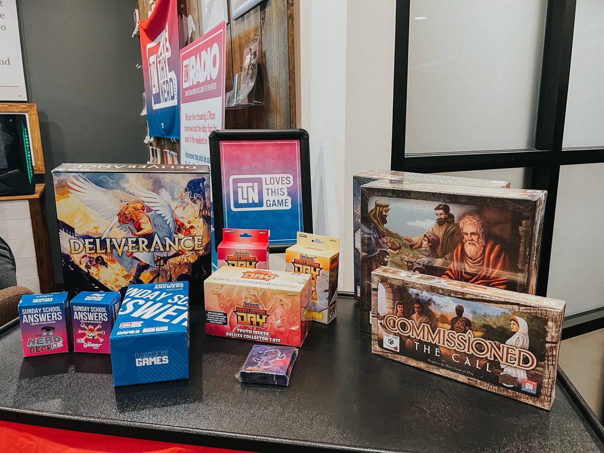 lovethynerd's tweet photo. Ever wondered what games we at LTN just really really love? Wonder no more, nerds and here's a sign to prove it.

Deliverance by @NxtLvlWeb 
@SSAthegame 
Animo by @AnimoGames 
Commissioned by @CharaGames https://t.co/H6Bn8EWa7W