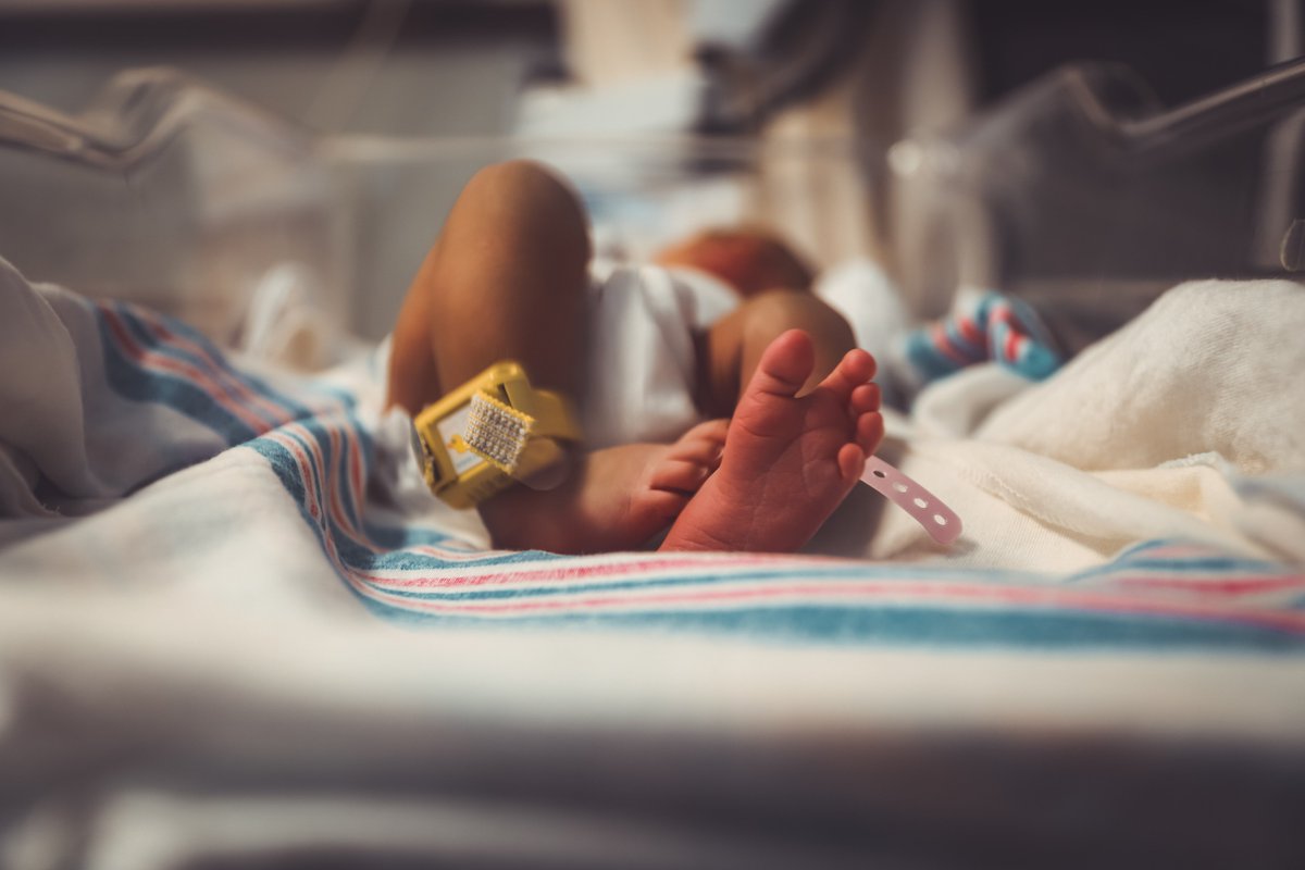 #FridayFact- An analysis of how birthing unit closures may impact families found that, the year before a unit closed, birthing parents receiving WIC/Medicaid were less likely to have inadequate prenatal care compared to those who gave birth @ other times tinyurl.com/yrs22st3