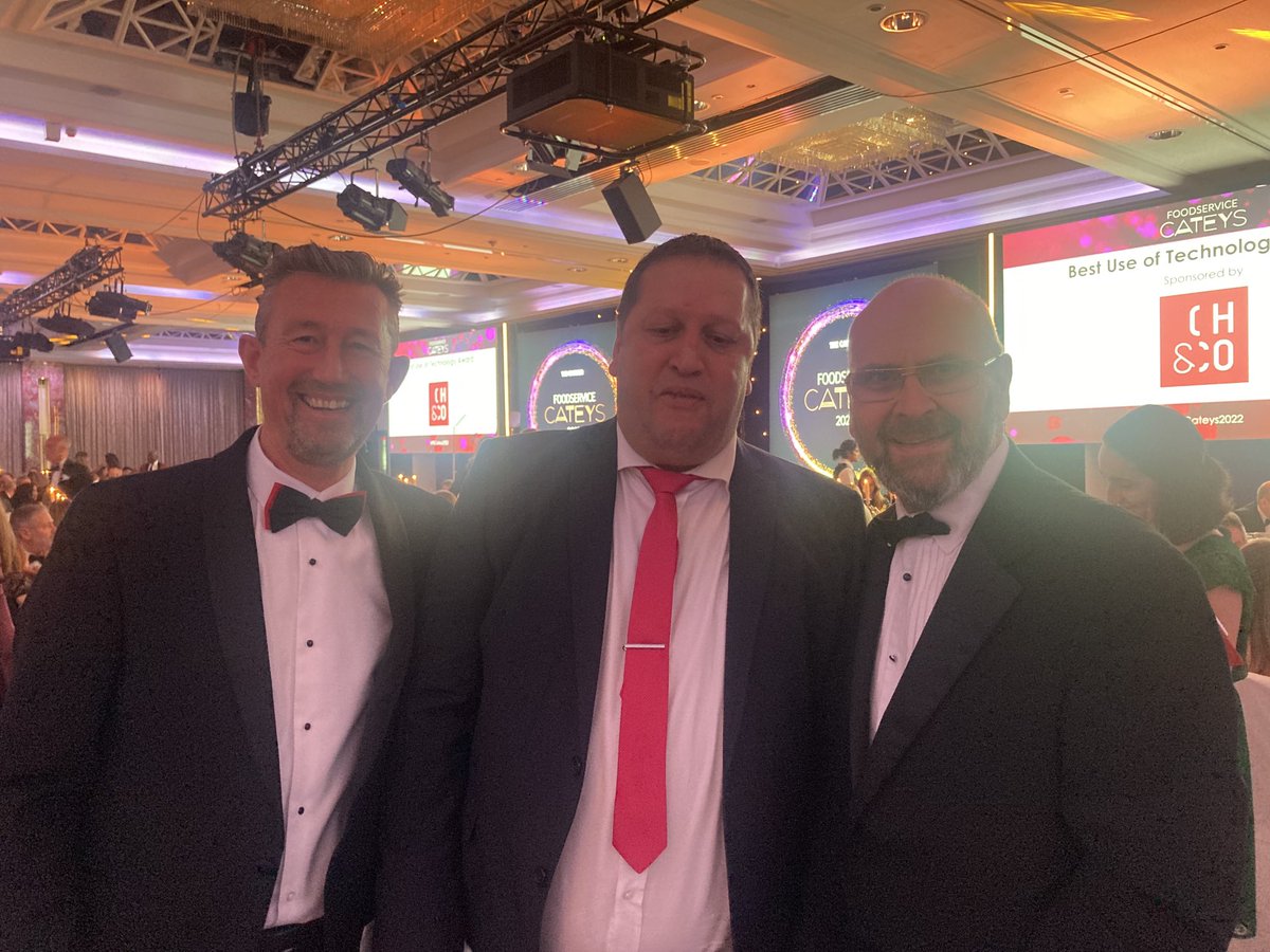 Supporting ⁦@raoufrichmond⁩ tonight at the Foodservice Cateys. Extremely proud of the team at ⁦@cateringasph⁩ #greatfoodgoodhealth ⁦@TimothyRadcli11⁩ ⁦@hospitalcaterer⁩ ⁦@OpenDoorPR⁩ ⁦@craigsmithukiss⁩ ⁦@mynameisAndyJ⁩