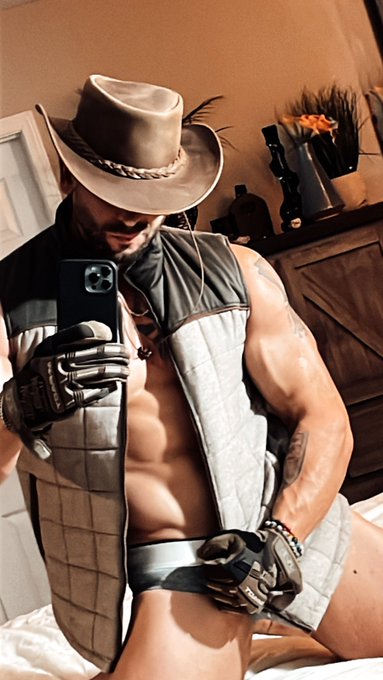 Who&rsquo;s up for a ride? 🤠 https://t.co/iCo2Jik7u5<a href="/tag/militarymen"class="tags"><span>#militarymen</span></a><a href="/tag/bulge"class="tags"><span>#bulge</span></a><a href="/tag/vpl"class="tags"><span>#vpl</span></a><a href="/tag/onlyfans"class="tags"><span>#onlyfans</span></a><a href="/tag/onlyfansmuscle"class="tags"><span>#onlyfansmuscle</span></a>