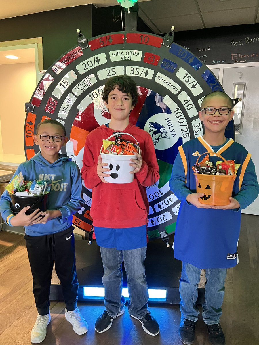 Congratulations to our 4th, 5th and 6th grade Ss who were our candy bucket winners for participating in our Homecoming Spirit Week. #yumyum <a href="/WSESSmithfield/">Westside Elementary</a>