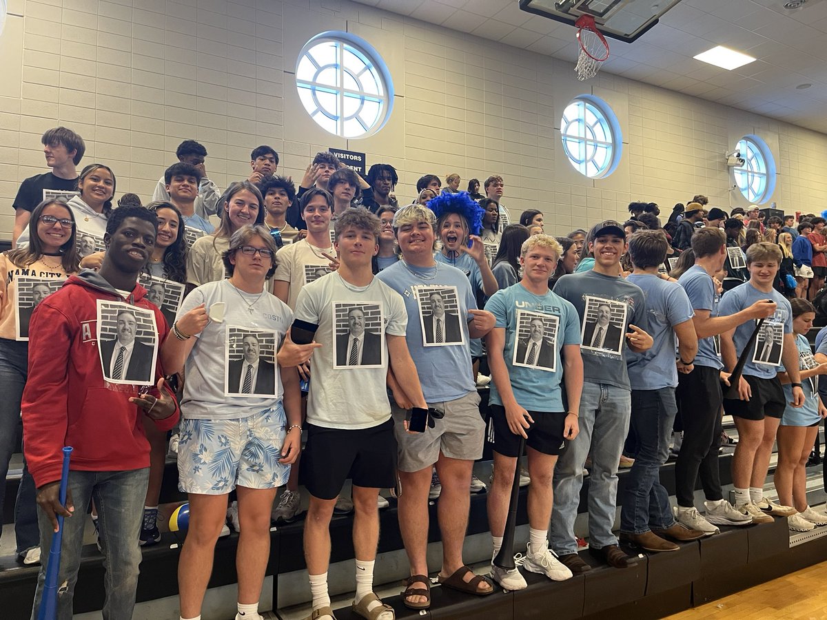 Our Seniors wanted to make sure they show Mr. Butts the love and respect he deserves!