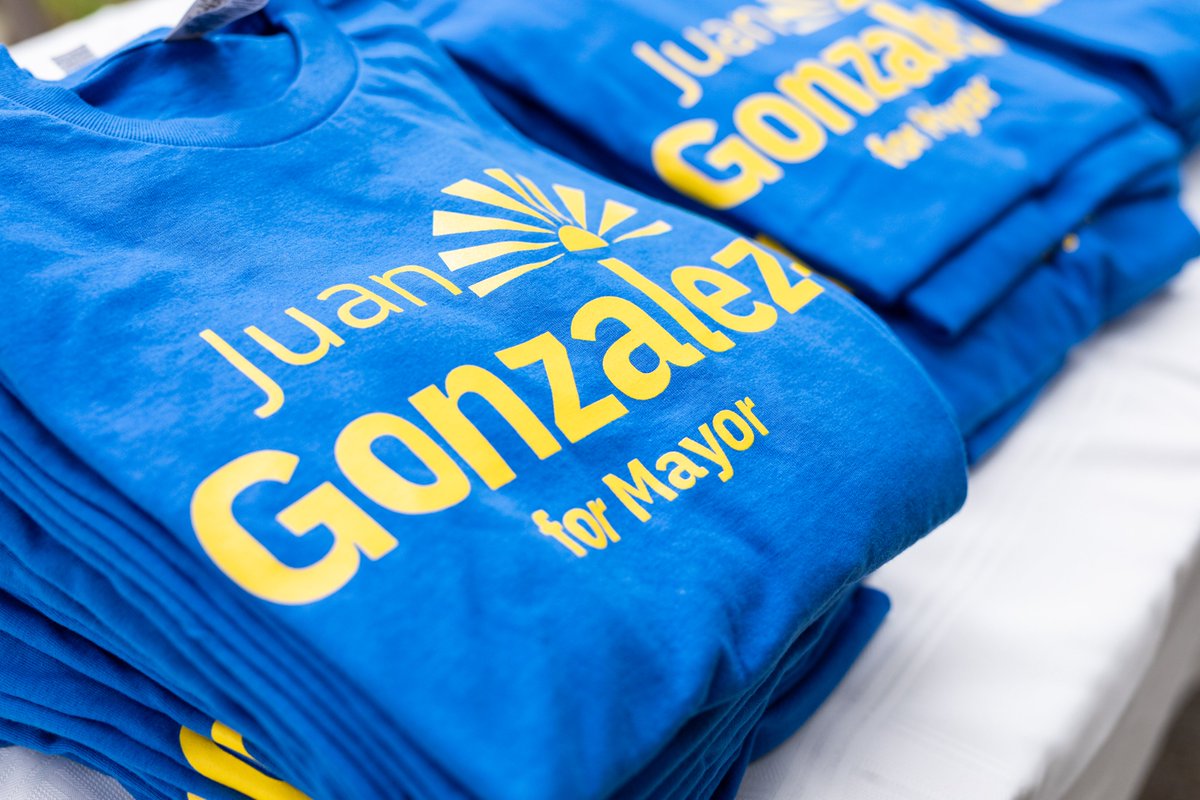 JuanGonzalezSL's tweet photo. Supporters are now sporting the Juan Gonzalez for Mayor t-shirts! Please message us on any of our social media accounts (https://t.co/OobZaSDFo9) or email juangonzalezformayor@gmail.com to volunteer and pick up yours!

Volunteer link: https://t.co/oufj8abTPw

#BrighterFuture4SL https://t.co/IFDeY1zV8x