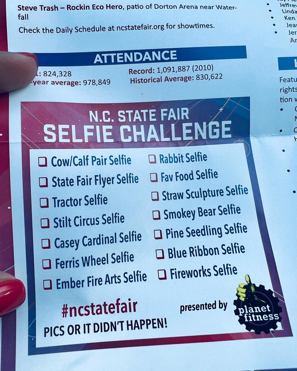 333LovelyLeslie's tweet photo. 1. π‘ Get a #wheelbigview of the @greatbigferriswheel
2. π€³ Snap pics for the #selfiechallenge https://t.co/VW3GMprAH0