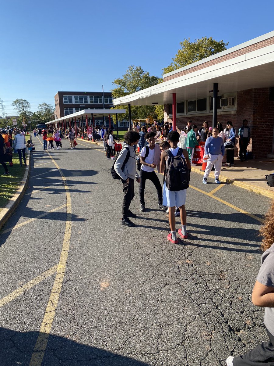 Come out for our annual Trunk or Treat <a href="/WHSBarronPride/">Woodbridge Barrons 🇺🇸</a>