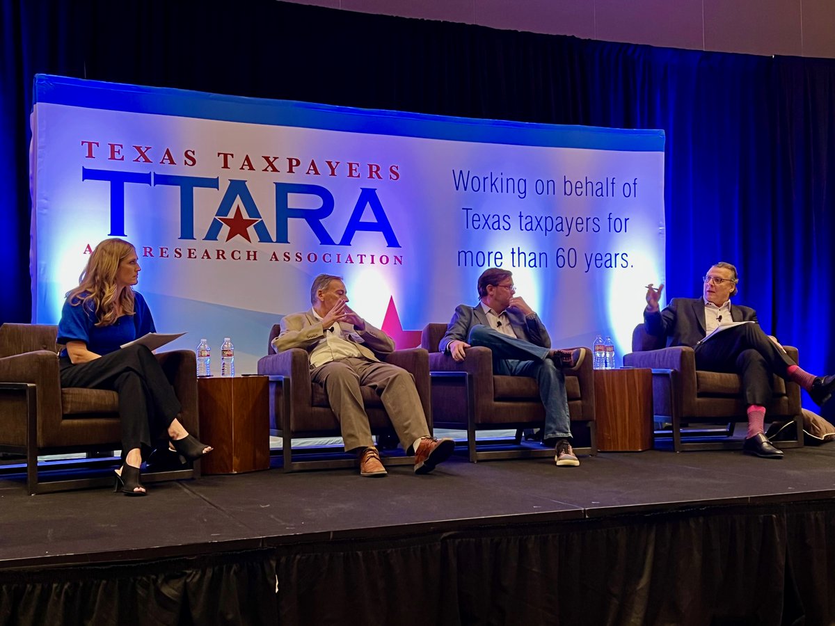 Our #TTARA2022 Annual Meeting political insights panel gazed into their crystal ball with humor. Thanks to moderator @KarinaKling from @TXCapTonight and panelists @HCookAustin, @TweetRobJohnson and @jamesrhenson for their predictions on #elections, #txlege and more.