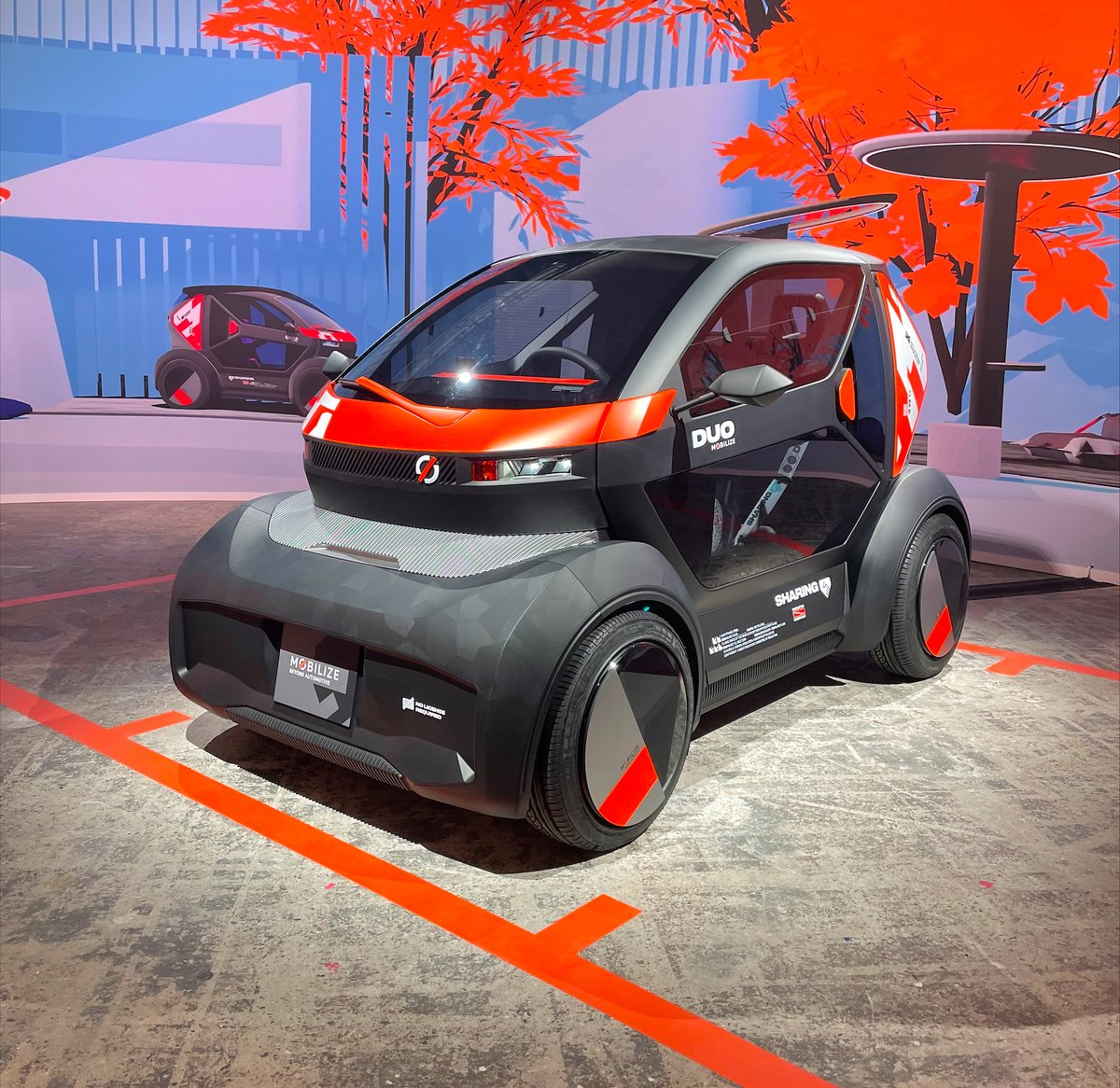 Bonjour <a href="/jimmyfallon/">Jimmy Fallon</a> 👋, glad you noticed us!
We're #Mobilize Ze French automaker behind “the electric vehicle that rides on 3 wheels”. If you're not brave enough to take a ride in our Solo concept, we suggest you try its big brother Duo. Deal?
FYI, Duo &amp; Solo have airbags 😉