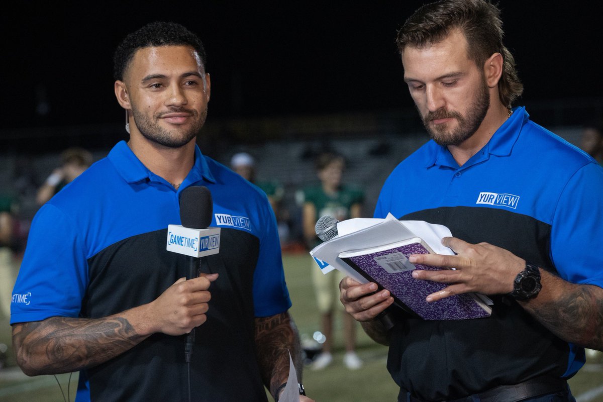 GraceEd_sports's tweet image. Some shots of @TwoStarScoob and @ASTATE_8 last night at the Basha v. Hamilton football game 📸 Story coming soon from @brendan_mau for @sportscronkite!!