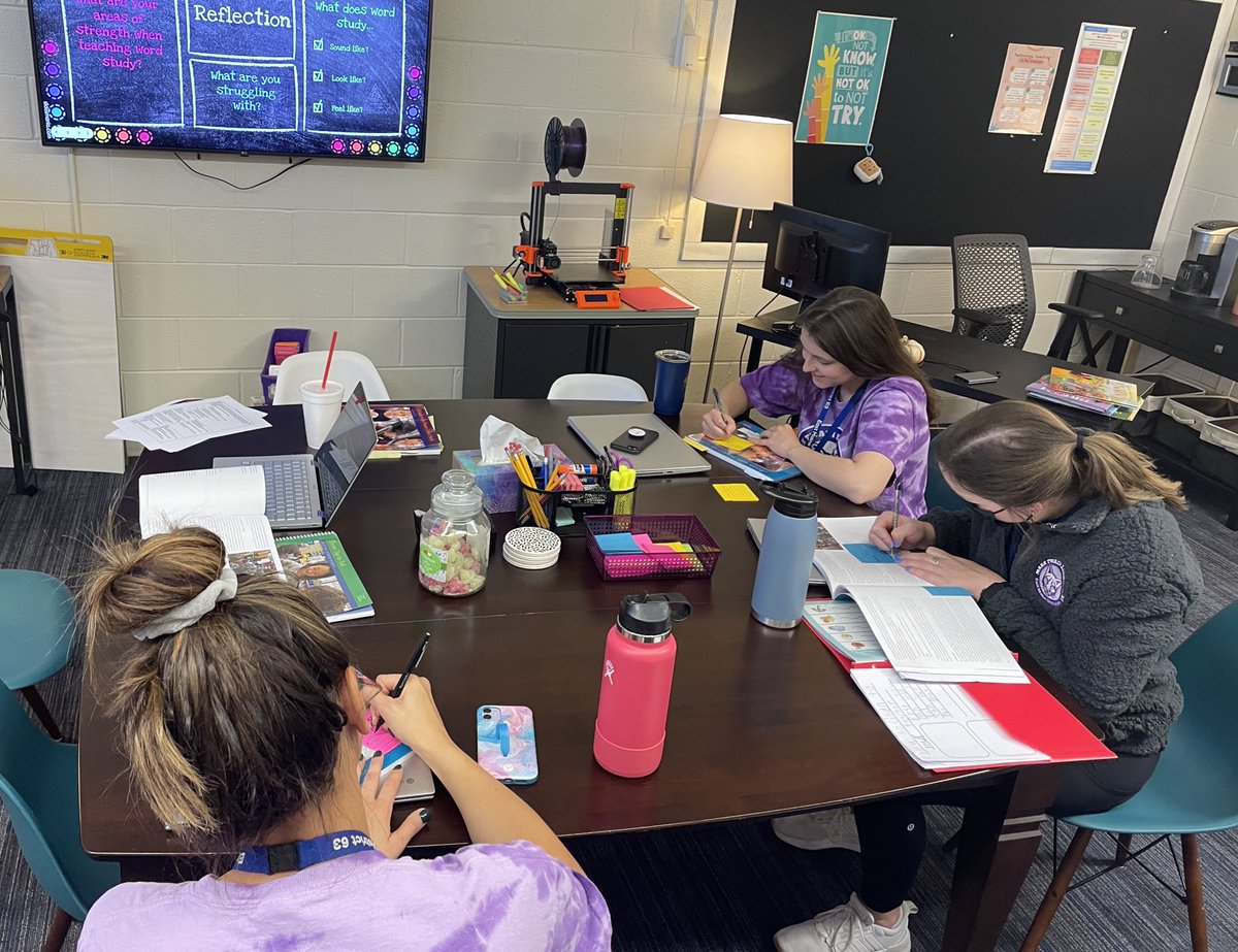 Wrapped up the week meeting with grade level teams <a href="/MarkTwainD63/">Mark Twain School</a> to reflect and goal set our word study structures and practices to impact student growth. <a href="/sussman_howard/">Howard Sussman</a> <a href="/EydisEllian/">Ellian Eydis</a>