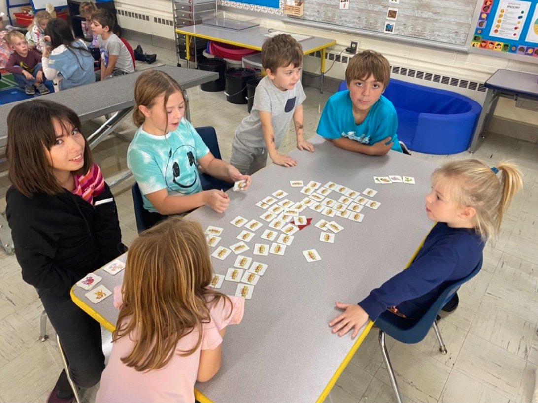 w_persistence's tweet photo. Board games with buddies to work on sportsmanship this week! 🎲 #walkerpride #wawmproud https://t.co/gYITV6IvRz