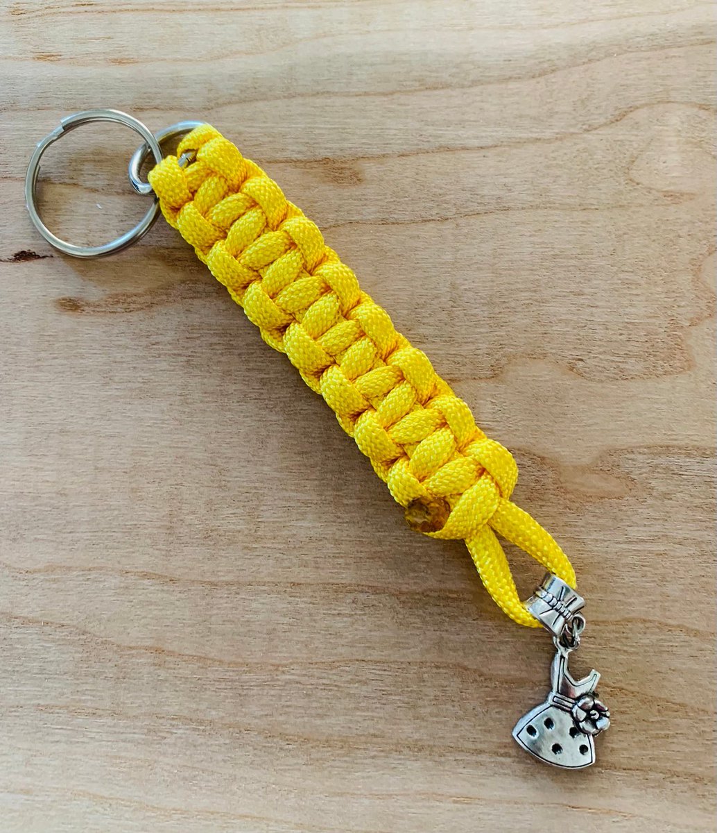 PeonyCreation's tweet photo. Available and Ready to ship  my #etsy shop: Yellow Metal “Dress” Bead/Charm Paracord Key Chain #birthdaygift #beadedkeychain #giftkeychain #paracordkeychain #designerkeychain #carkeychain #housekeychain #keychainaccessories https://t.co/ZyNwf1dhHS https://t.co/oIuXMHCBSD