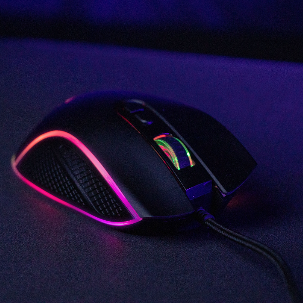 FortrekOficial's tweet photo. Agora com o mouse novo não tem mais pinadera😎🎯 
#Sextouuuuu 
.
.
.

▶ Link na Bio!
▶ Siga nossa página: @fortrek.oficial⠀ https://t.co/FpT16lpISb