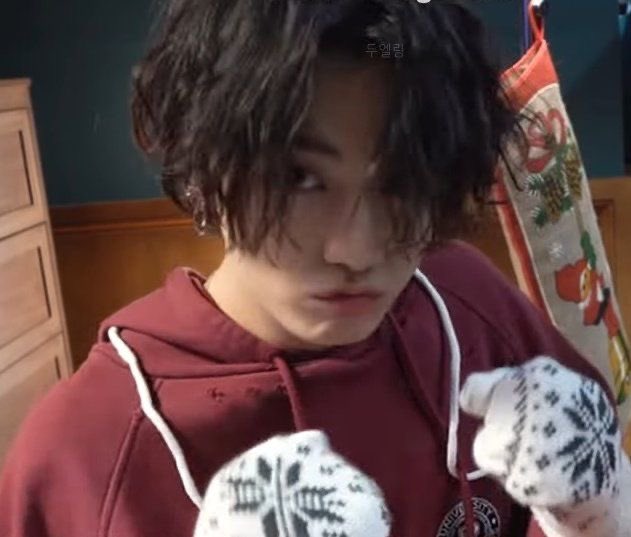 JKDAILY_ARCHIVE's tweet photo. 😗+🥊 https://t.co/uU4Ft22Nx4