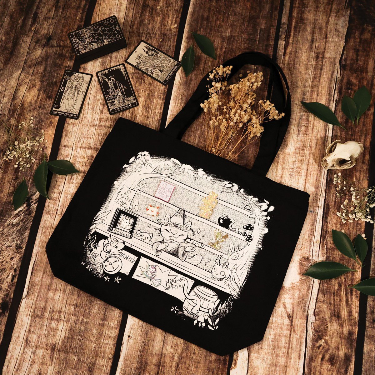 milqshop's tweet photo. The perfect witchy vibe to have all year long πΈ
#MILQCollection #totebag #halloween https://t.co/mNFjxOL8Un