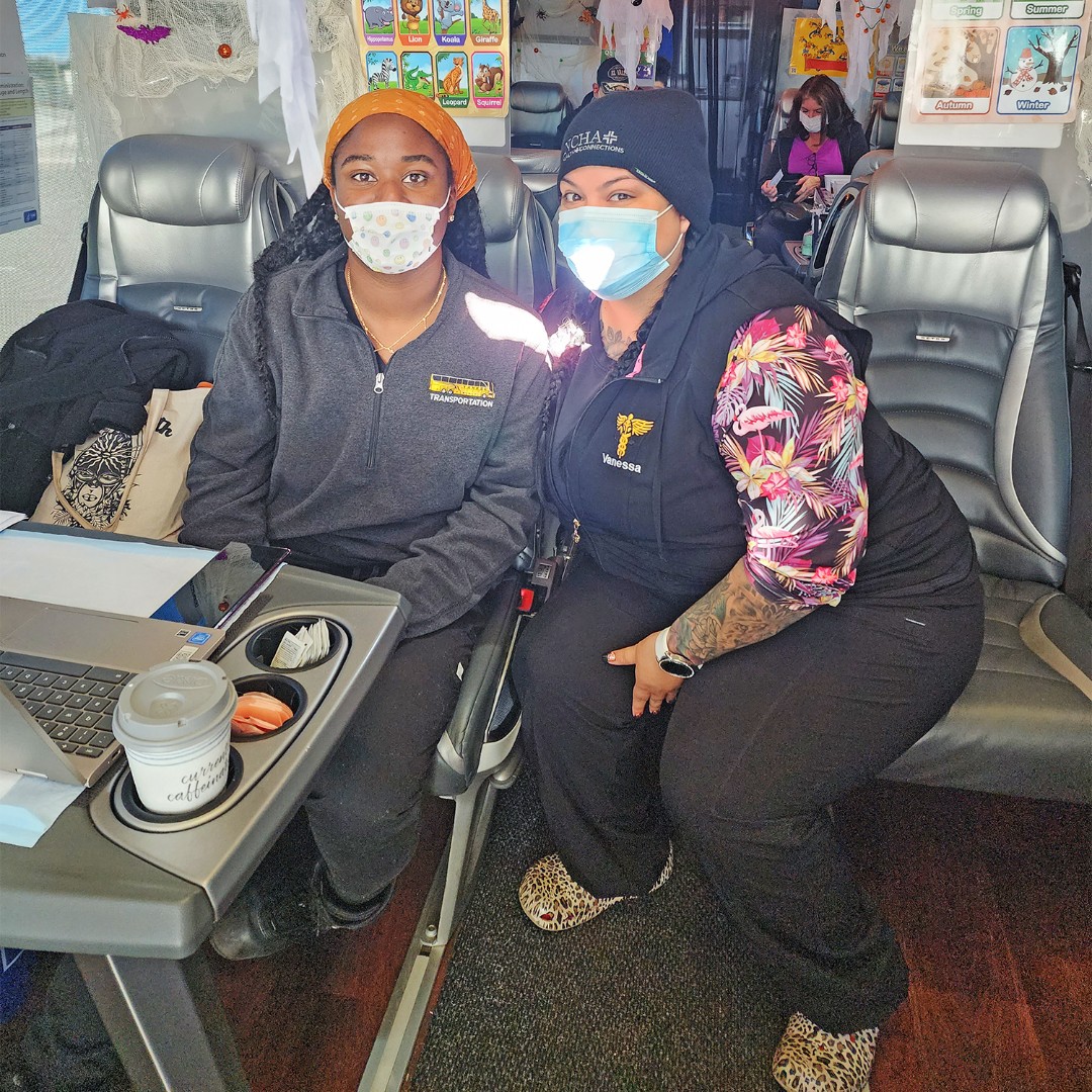 myColoradogov's tweet photo. The #VaxBus is coming to town! Get your #COVID19 booster shots and keep them handy in myVaccine Record! This bus came to #Berthoud #Colorado! Learn more at https://t.co/wDWwnXu2js. https://t.co/6C94tS1pmr