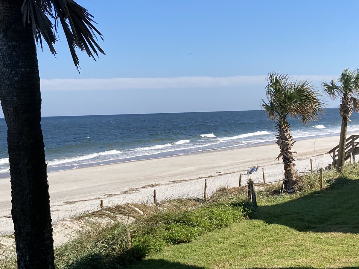 In Ponte Vedra Beach for the GA / FL game…….love the beach!!