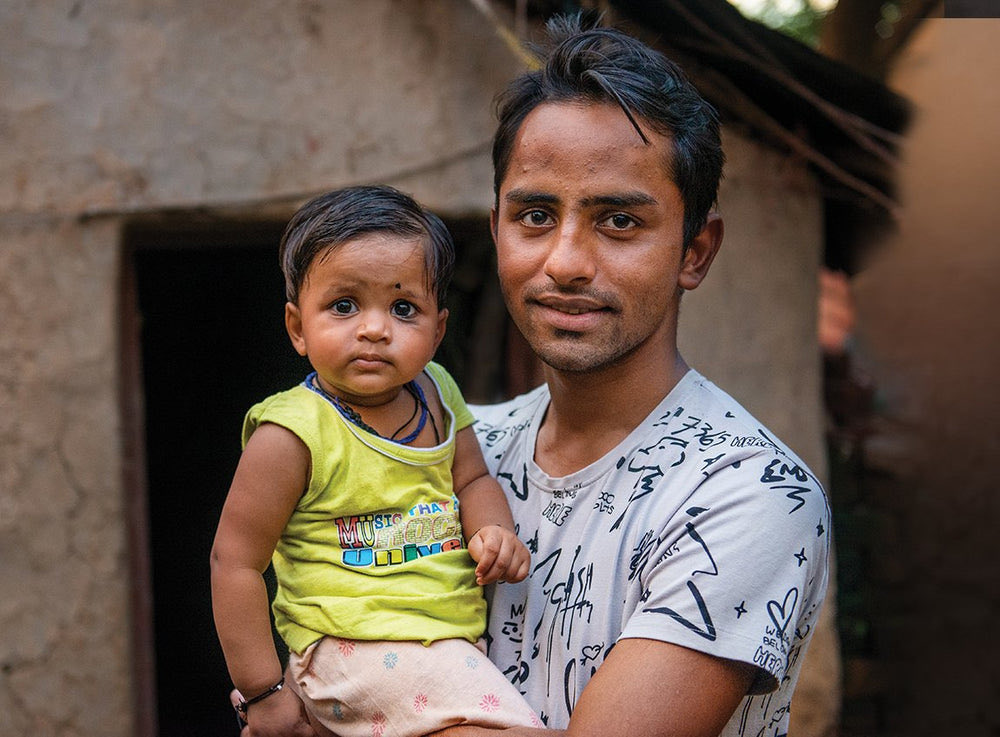 Jpothi's tweet photo. In many countries women are still considered primary caregivers to children.

“Engage Dad’ gifts go towards training that helps foster improved communication between couples to encourage more gender equitable relationships.

https://t.co/VqldBShySb https://t.co/AXfO3wjCBz