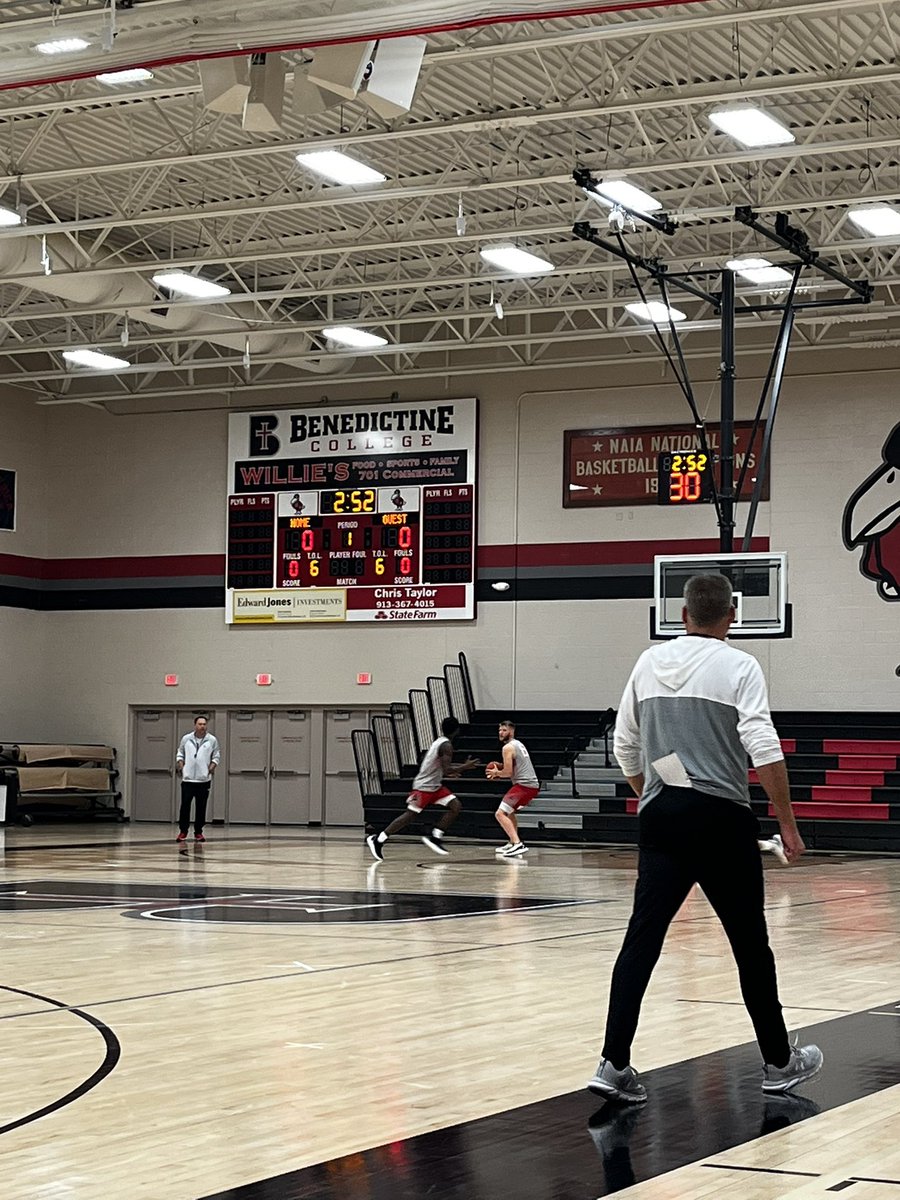 Got to witness a high spirited <a href="/RavenMBB/">Benedictine MBB</a> practice this week. Great culture all around with those kids. Thanks <a href="/CoachRMoody/">Ryan Moody</a> and Coach Peer for the invite!