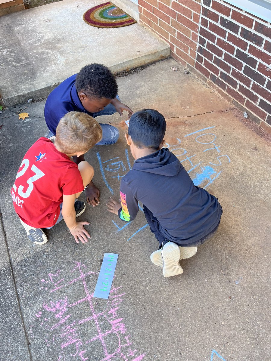 mrs_dingess's tweet photo. Today we took math outdoors as we solved addition equations using multiple strategies! @CombsCatchUp https://t.co/nEzGzPCApS
