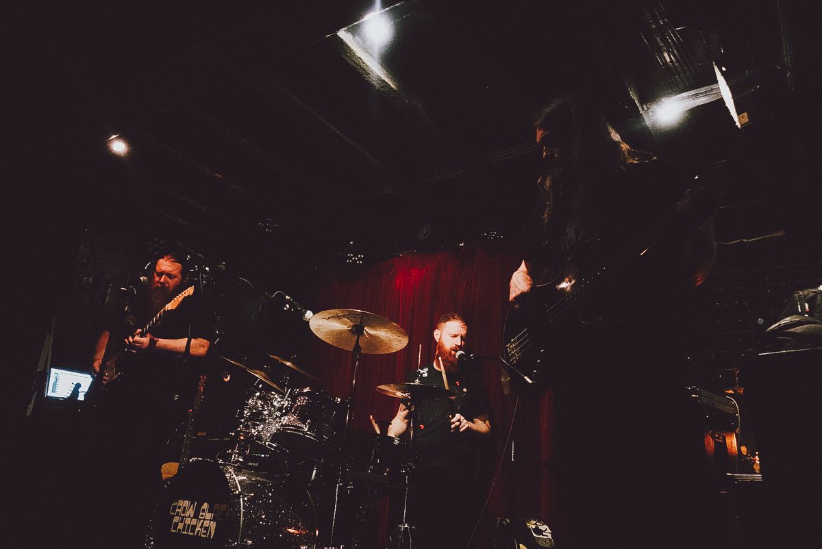 Live@Temperance.
Crow Black Chicken

#photograghy #livemusic #bluesrock