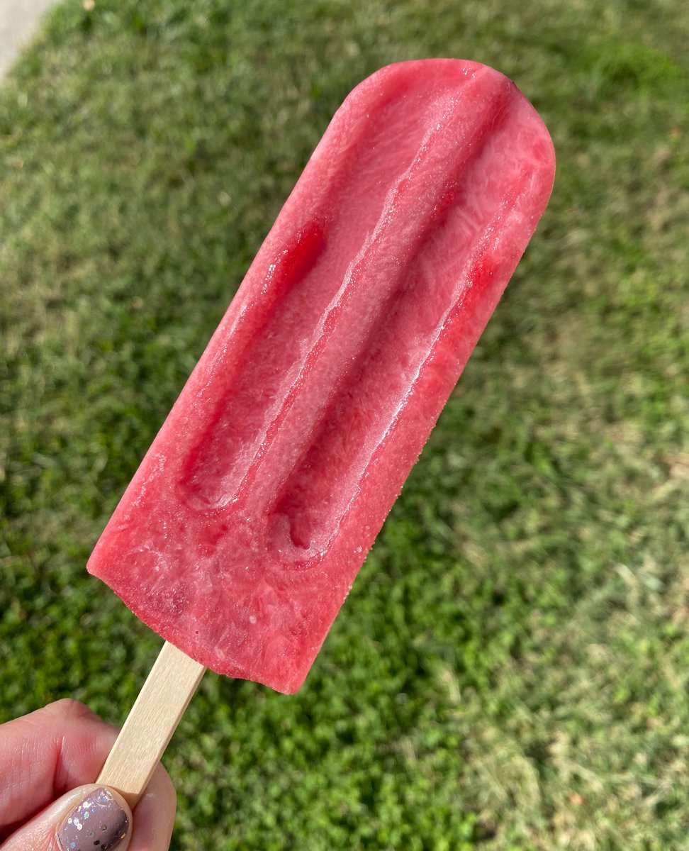 LocoPops tweet media