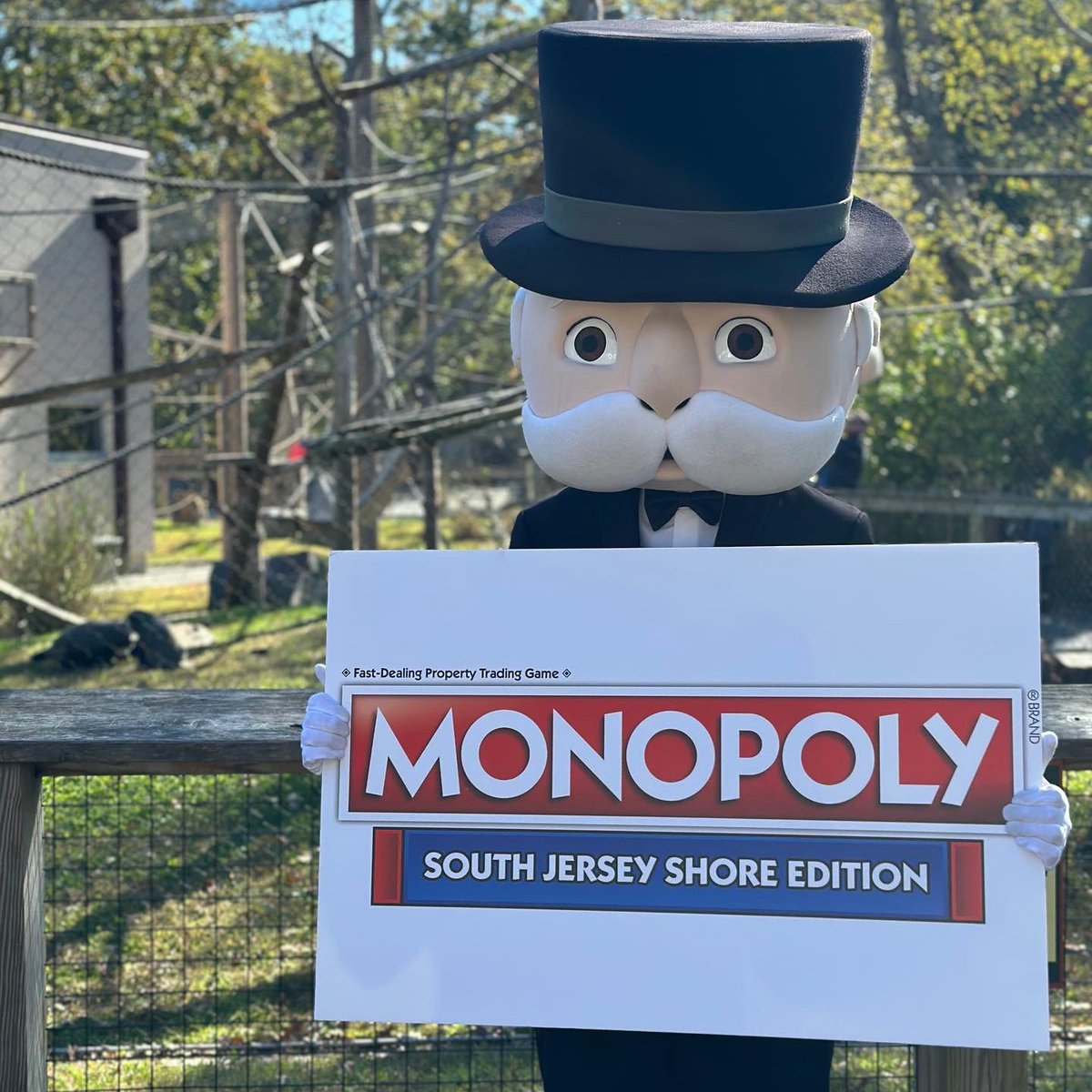 SocialWisePR's tweet photo. Social Wise is the PR Creative Team behind the South Jersey Shore Edition of Monopoly! ๐ต
YESโฆ Monopolyโผ๏ธ
#socialwise #newjersey #teamworkmakesthedreamwork #officialannouncement #mrmonopoly #southjerseynews https://t.co/waRaJWFCKb