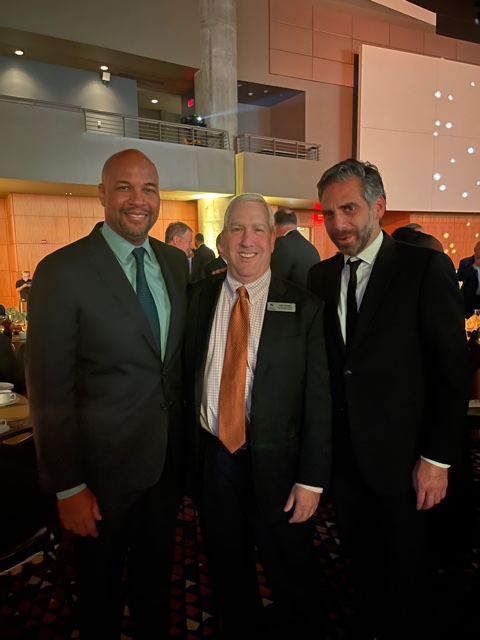 ParamountCGLLC's tweet photo. Honored to be a sponsor of the @QualityGrowth #FourPillar Tribute dinner honoring the iconic Carol B. Tomé, @UPS CEO. Always one of #Atlanta's great nights for seeing great folks. @rodney_bullard @kwanzahall @ElectAndyBauman @CalvinSmyre @KeithPepper @Reporter_News https://t.co/wGiU7hGANZ