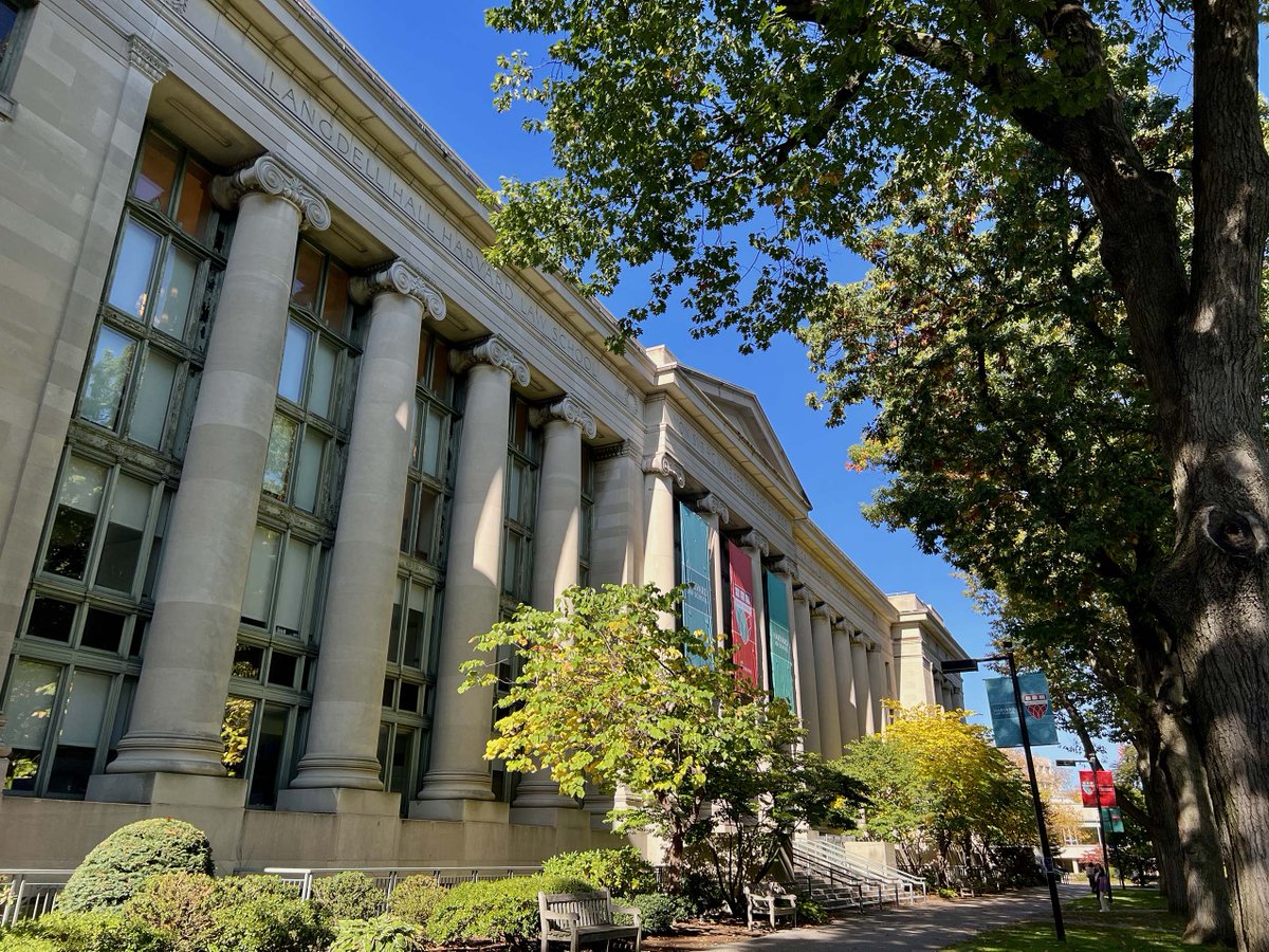 Another beautiful fall day in Cambridge #HarvardInAutumn